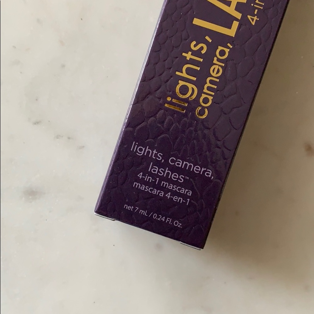 Tarte Lights, Camera, Lashes Mascara - Picture 5 of 7